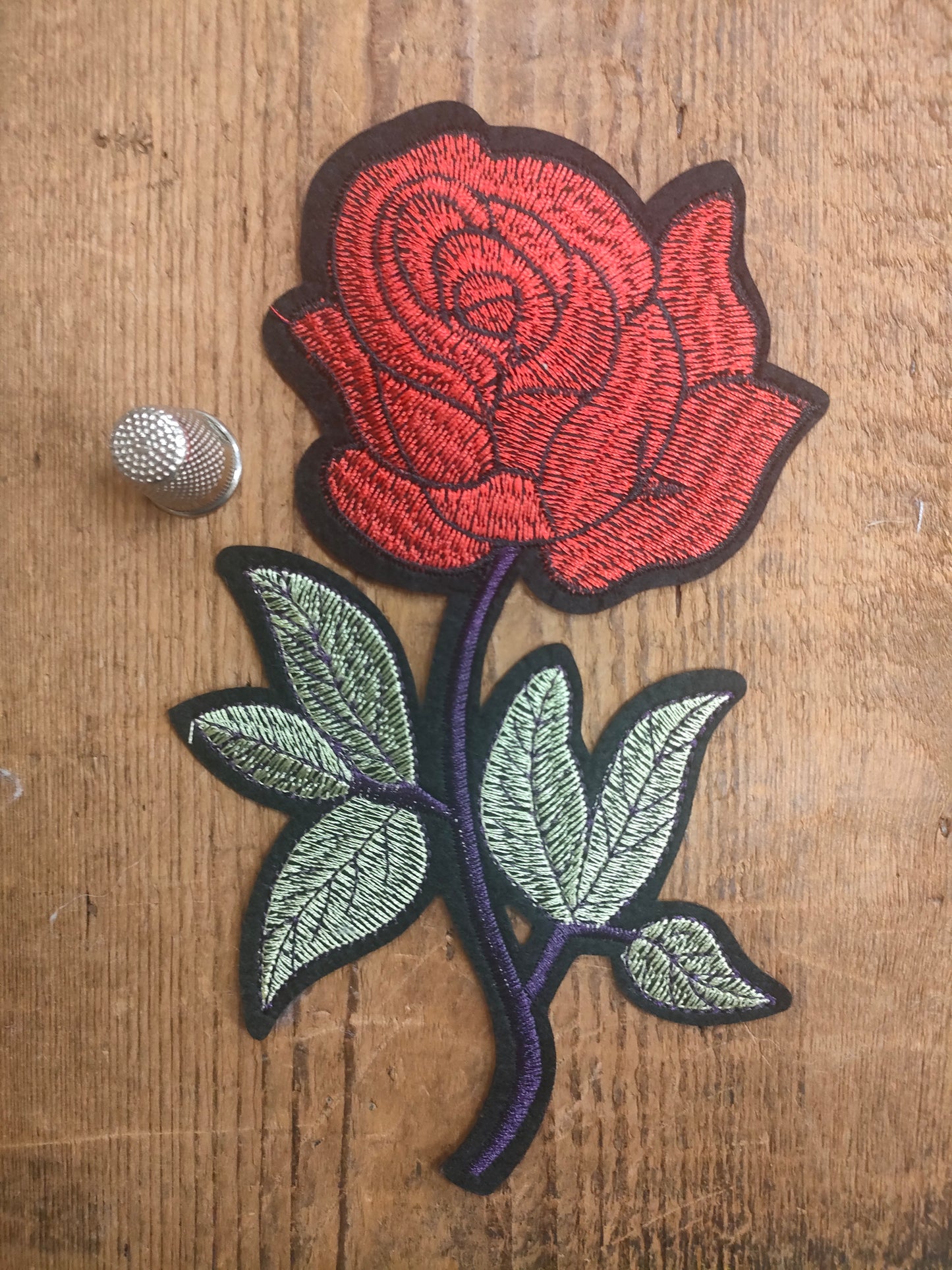 Parche termoadhesivo Rosa bordada.