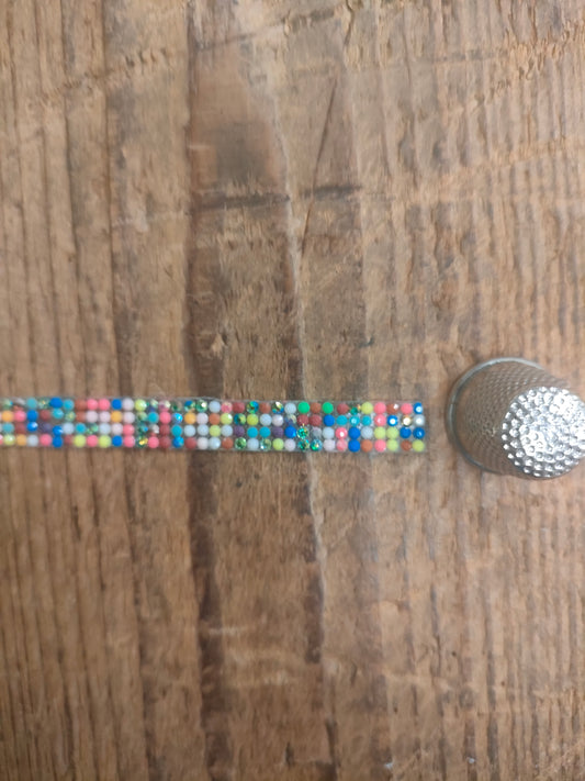 Cinta Strass multicolor.