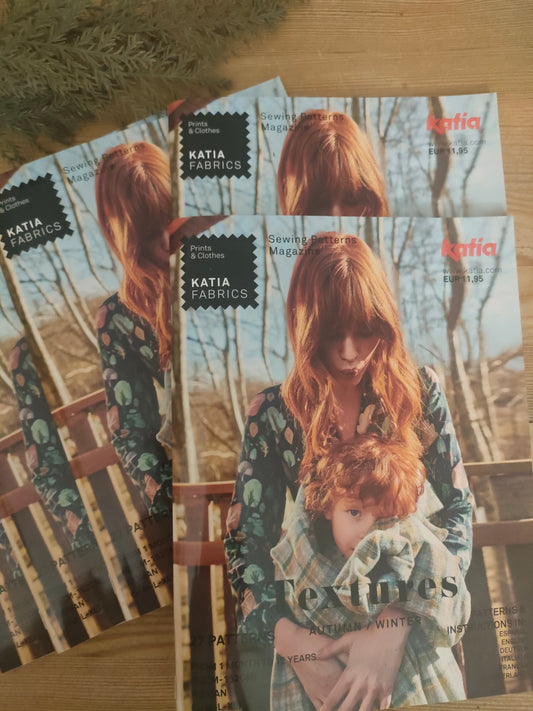 Revista de Costura .Katia fabrica Texturas 2023.