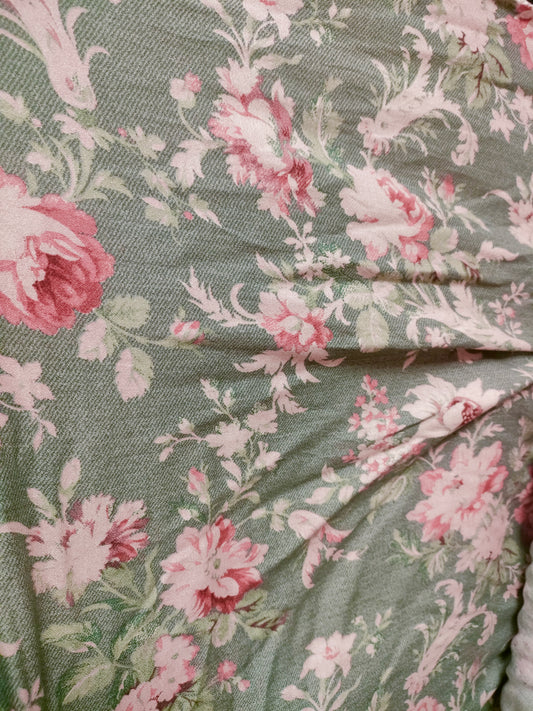 Sarga floral