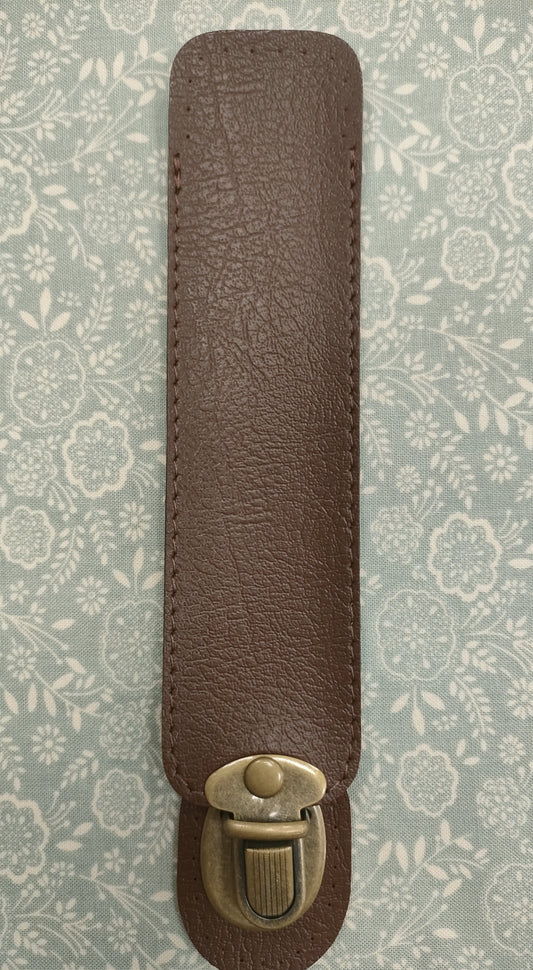 C 121078 B Cierre marrón .