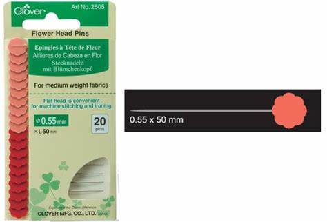 Alfileres de cabeza en flor. clover